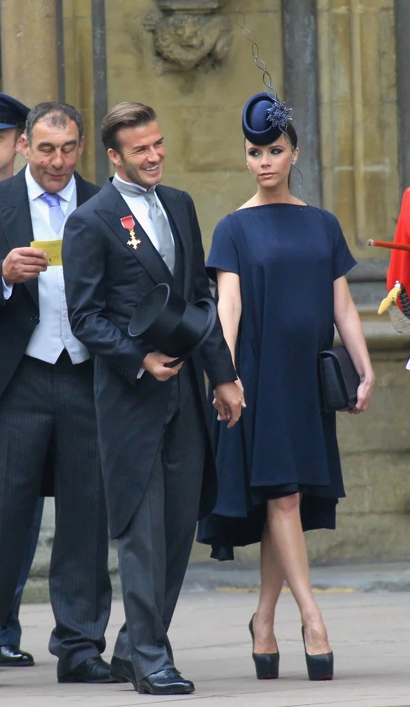 Vợ chồng Beckham quá đẹp và sang chảnh, chiếm trọn spotlight của dàn khách mời tại đám cưới Hoàng gia - Ảnh 10.