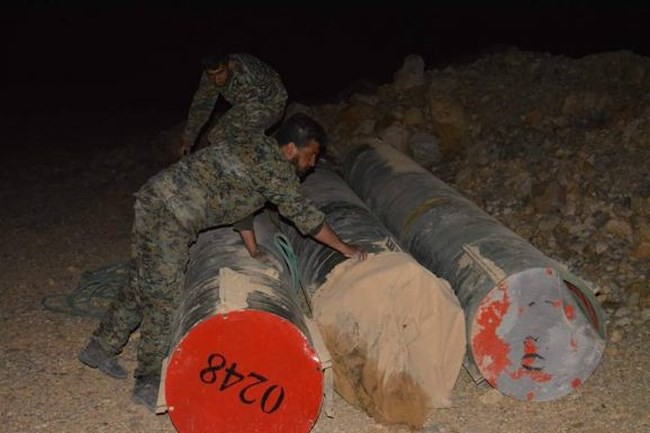 Quân đội Syria chiếm giữ kho vũ khí khủng và tên lửa đạn đạo của phe thánh chiến ở Qalamoun - Ảnh 9.