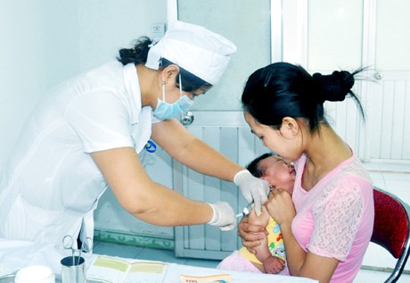 Cuối tháng 5/2018 sẽ có thêm 100.000 liều vắc xin viêm não mô cầu nhập về Việt Nam - Ảnh 2.