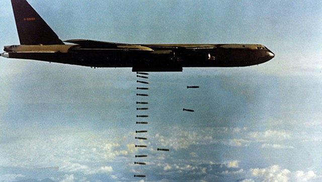 Những cuộc ném bom rải thảm khốc liệt nhất TK 20: Mọi thứ bị thiêu rụi phía sau chúng tôi - Ảnh 3.