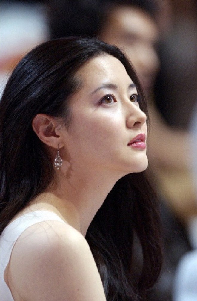  Góc nghiêng của dàn quốc bảo nhan sắc xứ Hàn: Đẹp như Song Hye Kyo, Lee Young Ae có đánh bại được Han Ga In?  - Ảnh 20.