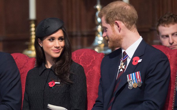 Vì sao con của hoàng tử Harry và công nương Markle sẽ không phải là công chúa hay hoàng tử? - Ảnh 2.