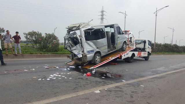 Vụ tai nạn trên cao tốc Hà Nội - Bắc Giang khiến 8 người thương vong: Một cảnh sát hình sự tử vong - Ảnh 2.