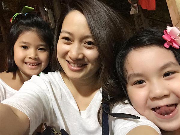 Nhan sắc của cô gái hiền lành, xinh đẹp nhất Phía trước là bầu trời sau 17 năm - Ảnh 11.