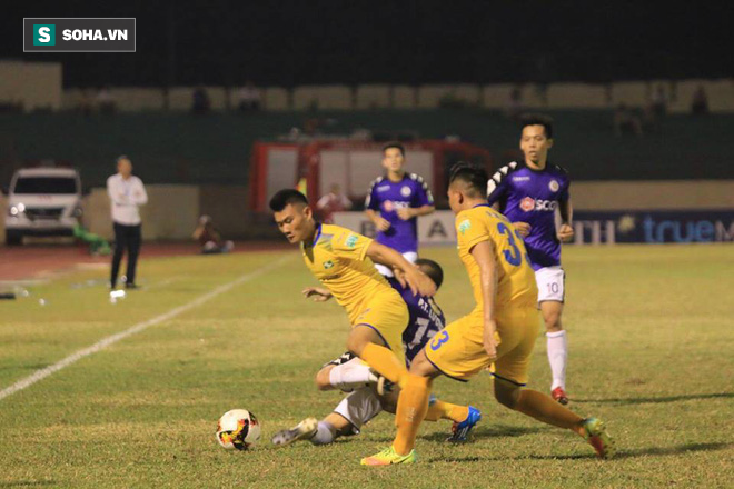 Công Phượng lập siêu phẩm, nhưng đây mới là chân sút đang khiến cả V.League “khiếp sợ” - Ảnh 2.