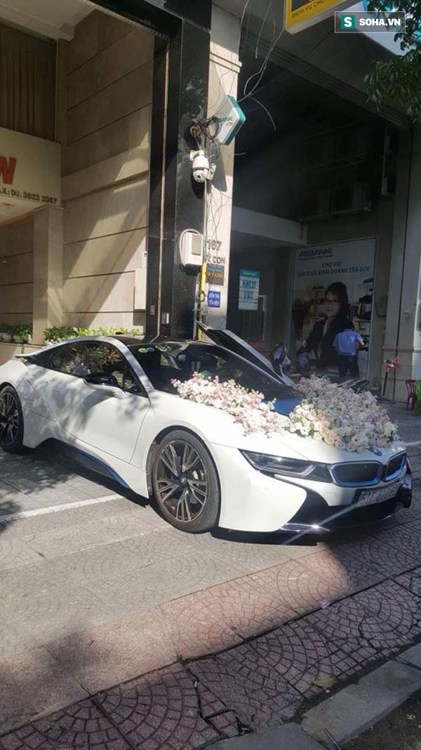 Diệp Lâm Anh hôn thiếu gia Sài Gòn, hạnh phúc lên xe về nhà chồng - Ảnh 30.