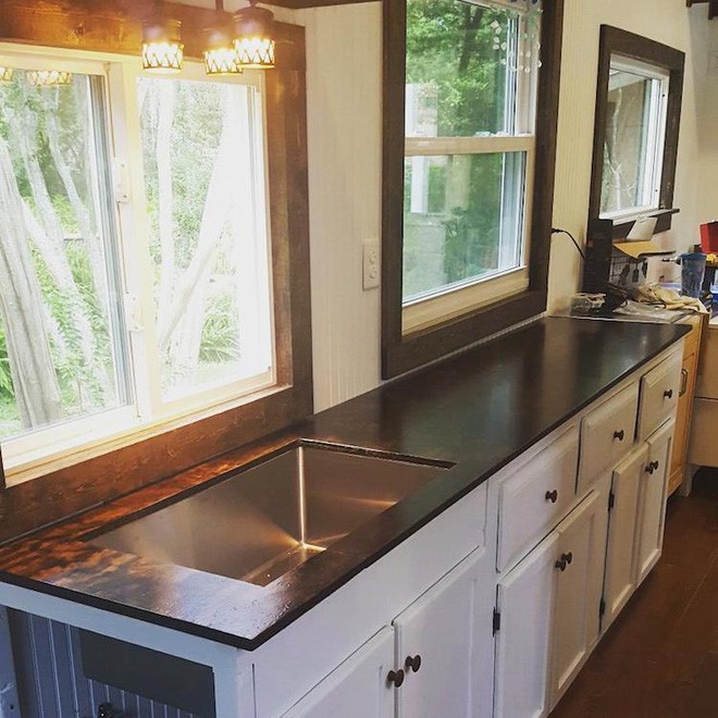 Xây ngôi nhà di động để tránh cuộc sống ký túc xá, chàng sinh viên bất ngờ về thành quả mà mình nhận được - Ảnh 5. Xây ngôi nhà di động để tránh cuộc sống ký túc xá, chàng sinh viên bất ngờ về thành quả mà mình nhận được - Ảnh 5.