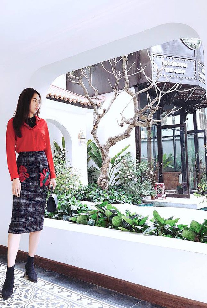 Sự thay đổi của các hotgirl sau khi lấy chồng đại gia: Từ cô nàng kẹo ngọt đến phu nhân sang chảnh - Ảnh 60. Sự thay đổi của các hotgirl sau khi lấy chồng đại gia: Từ cô nàng kẹo ngọt đến phu nhân sang chảnh - Ảnh 60.