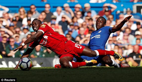 Chân gỗ tỏa sáng, Chelsea thắng hú vía trước Liverpool - Ảnh 5.