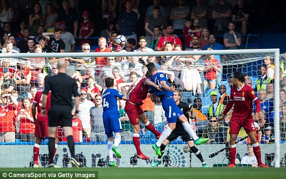 Chân gỗ tỏa sáng, Chelsea thắng hú vía trước Liverpool - Ảnh 7.