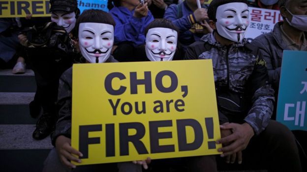 Nhân viên hãng hàng không Korean Air xuống đường biểu tình, kêu gọi chủ tịch từ chức - Ảnh 2.