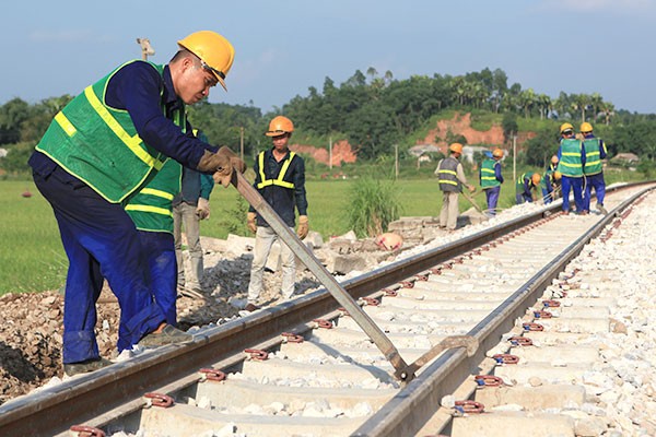 Say nắng, say nóng có nguy hiểm? - Ảnh 1.