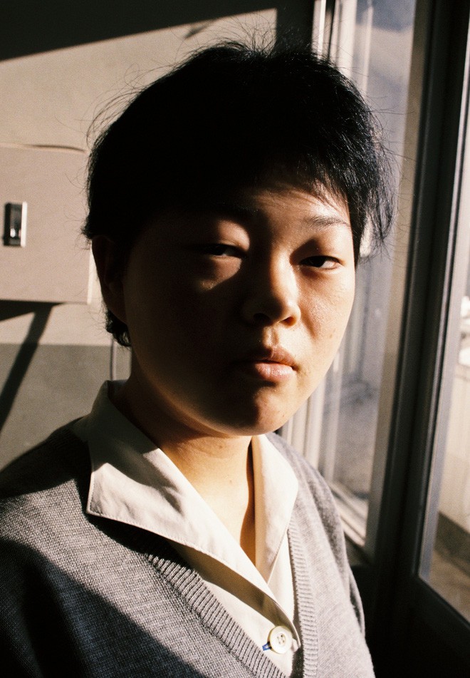 Bộ ảnh độc đáo lột tả cuộc sống nữ sinh trung học Nhật Bản những giờ phút bên ngoài giảng đường - Ảnh 2.