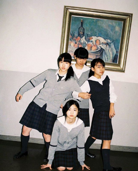 Bộ ảnh độc đáo lột tả cuộc sống nữ sinh trung học Nhật Bản những giờ phút bên ngoài giảng đường - Ảnh 15.