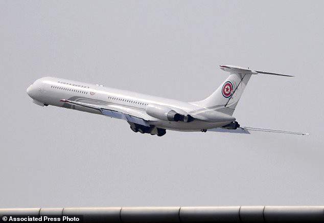 Triều Tiên công bố loạt hình ảnh cận cảnh máy bay chở nhà lãnh đạo Kim Jong-un sang TQ - Ảnh 2.