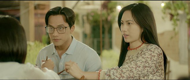 Nhiều sạn vô lý trong phim Em gái mưa, đặc biệt là vai thầy giáo của Mai Tài Phến - Ảnh 2.