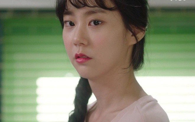 Bạn trai lâu năm đột ngột gửi vào tài khoản cho 100 triệu với lí do khiến cô gái “chết nửa linh hồn”  - Ảnh 1.