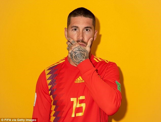 Vô địch World Cup, tuyển Tây Ban Nha được thưởng 725.000 bảng/người - Ảnh 1.