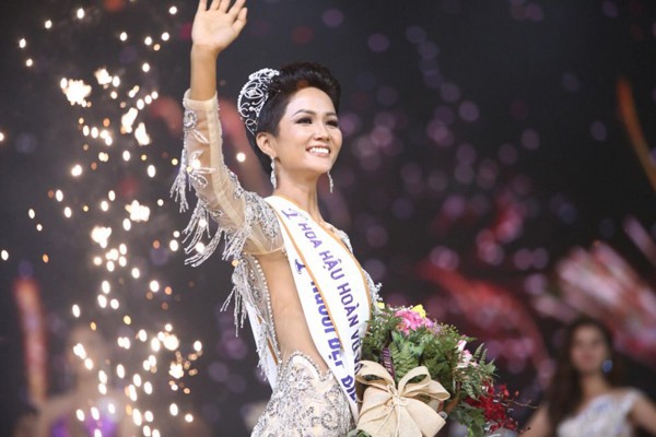 Cuộc sống của cô gái Tây Nguyên HHen Niê sau nửa năm đăng quang Hoa hậu Hoàn vũ Việt Nam - Ảnh 1.