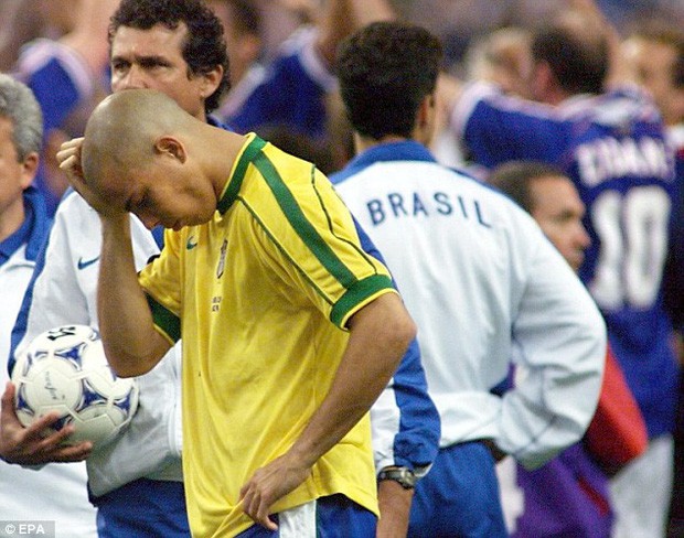 World Cup 1998: Cơn động kinh của Ronaldo vẫn còn là bí ẩn - Ảnh 5.