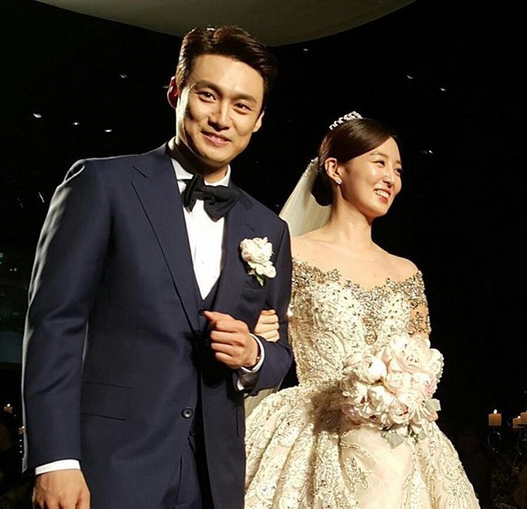 Những đám cưới có dàn khách mời khủng nhất xứ Hàn: Toàn minh tinh, Song Song không đọ được với Jang Dong Gun? - Ảnh 45.