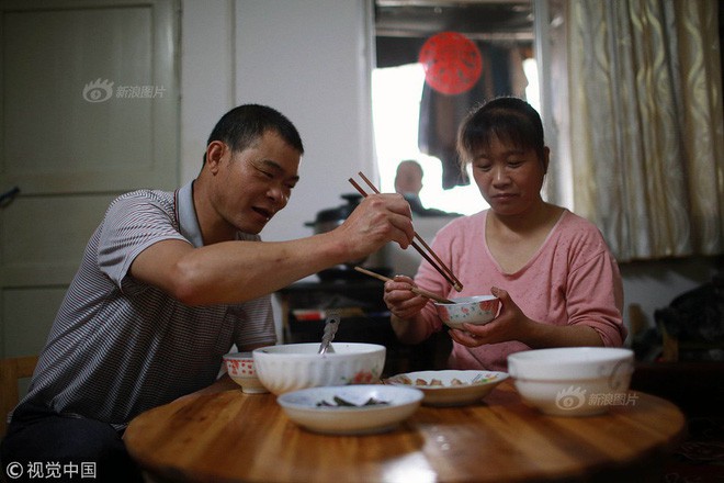 Chuyện cổ tích giữa đời thường: Một vợ hai chồng, chồng mới chăm sóc cho chồng cũ của vợ như anh em ruột thịt  - Ảnh 5.