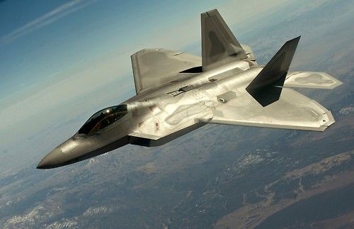 Tại sao Ác điểu F-22 Mỹ phải lo sợ trước Su-35 Nga? - Ảnh 1.