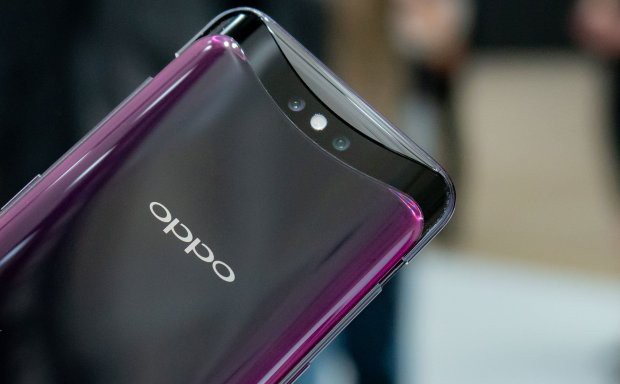 4 smartphone độc nhất vô nhị của làng di động nửa đầu năm 2018 - Ảnh 3.