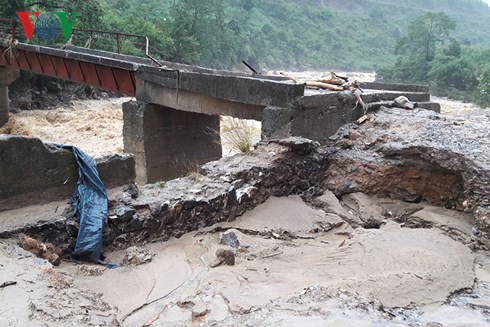Thủ tướng Chính phủ chỉ đạo ứng phó, khắc phục hậu quả mưa lũ - Ảnh 2.