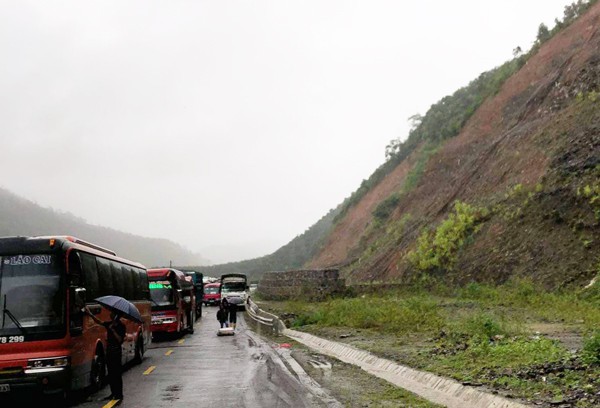 Cận cảnh hiện trường tan hoang sau trận lũ ống ở Lai Châu - Ảnh 12.