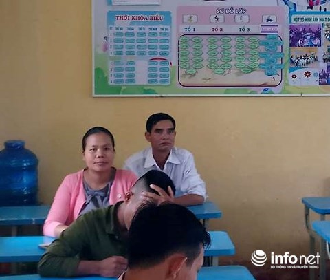 Thí sinh mang bầu, cán bộ 54 tuổi tham gia kỳ thi THPT Quốc gia năm 2018 ở Huế - Ảnh 4.