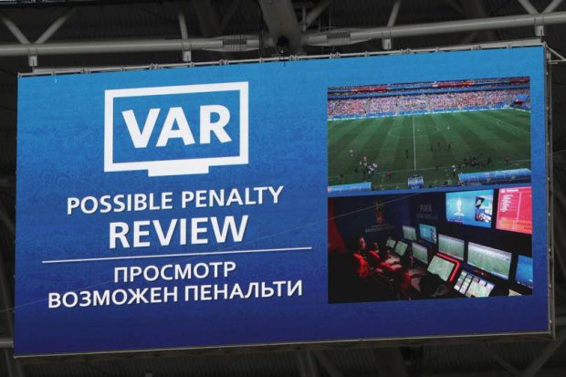 Công nghệ gây tranh cãi lớn tại World Cup 2018 V.A.R ra đời như thế nào? - Ảnh 4.