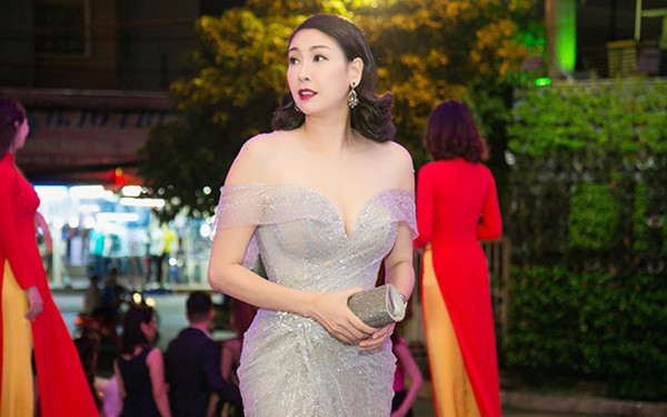 Nhan sắc gợi cảm của Hoa hậu Việt Nam dám đóng cảnh “nóng” - Ảnh 8.