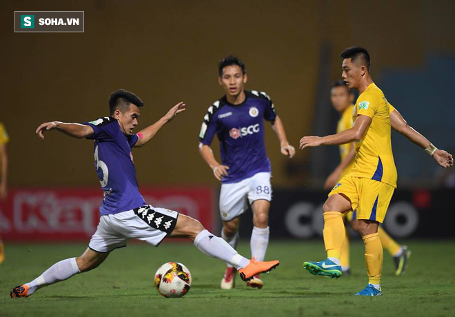 Quang Hải “vẽ cầu vồng” ở Hàng Đẫy, Hà Nội FC tạo kỷ lục vô tiền khoáng hậu tại V.League - Ảnh 3.