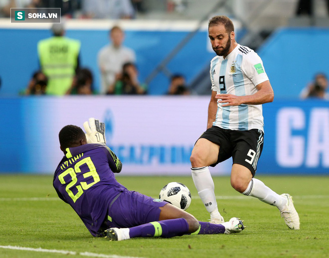 World Cup 2018: Argentina lại lộ bài, Messi gạch tên cả 2 sát thủ  - Ảnh 2.