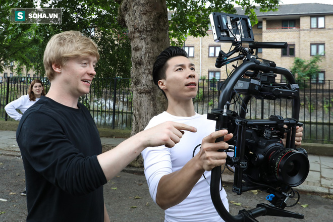 Độc quyền từ Anh: Hình ảnh chưa từng công bố về anh em Cơ - Nghiệp tại CK Britains Got Talent - Ảnh 12.