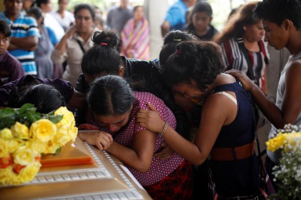 Những bức hình ám ảnh về thảm họa núi lửa ở Guatemala khiến 69 người chết - Ảnh 18.