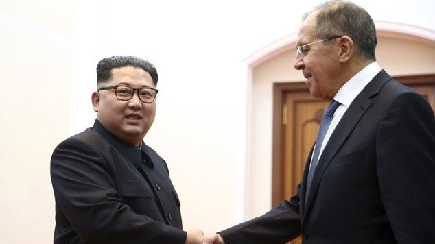 Kênh truyền hình Nga bị tố ‘làm giả’ nụ cười của lãnh đạo Kim Jong-un - Ảnh 3.