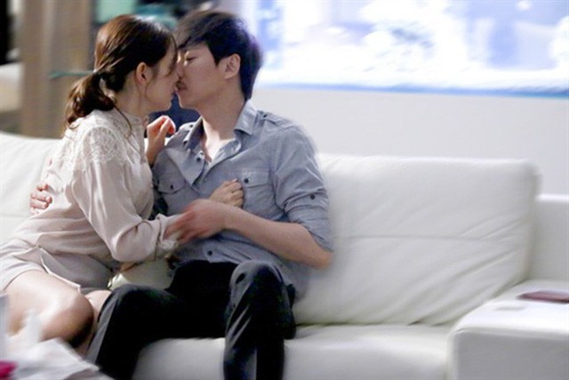 Câu hỏi khiến nhiều chị em bức xúc: Không có đàn ông không ngoại tình, chỉ có đàn ông chưa bị phát hiện ngoại tình? - Ảnh 1. Câu hỏi khiến nhiều chị em bức xúc: Không có đàn ông không ngoại tình, chỉ có đàn ông chưa bị phát hiện ngoại tình? - Ảnh 1.