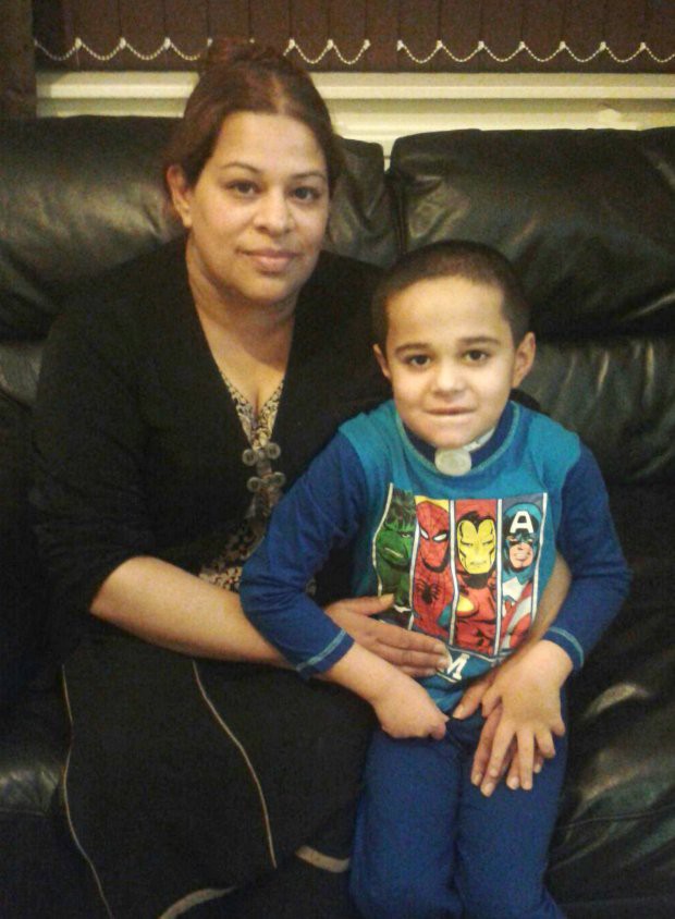 Mẹ quay lưng lấy món cần mua, con uống chai nước này trong siêu thị và mãi mãi không thể nói được nữa - Ảnh 6. Mẹ quay lưng lấy món cần mua, con uống chai nước này trong siêu thị và mãi mãi không thể nói được nữa - Ảnh 6.