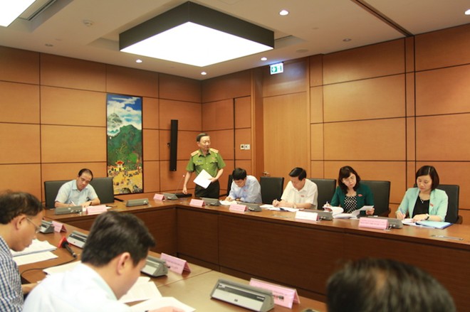 Thượng tướng Tô Lâm: Bộ trưởng phải lên Thượng tướng 4 năm mới được Đại tướng - Ảnh 1.