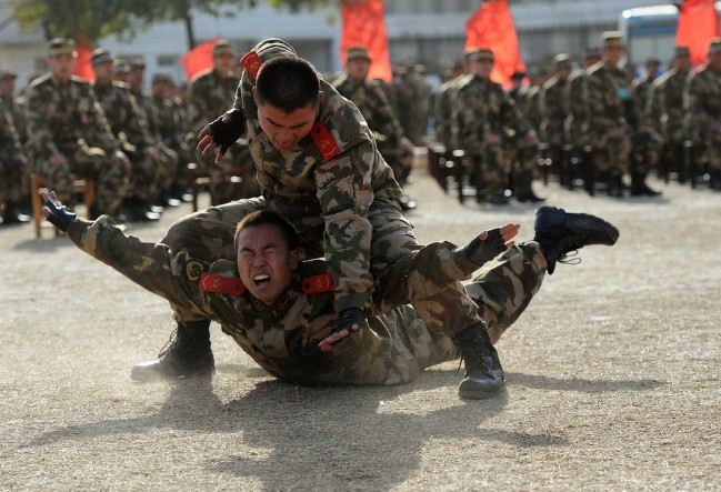 Tướng Trung Quốc khẳng định quân đội yếu kém vì không có kinh nghiệm - Ảnh 1.