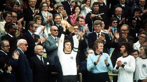 Lịch sử World Cup 1974: Nỗi tiếc nuối mang tên Cơn lốc màu da cam - Ảnh 3.