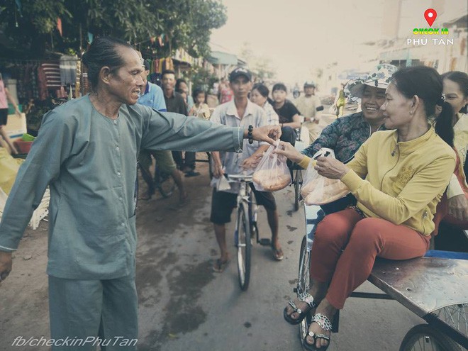  Ngày đại lễ 18/5 thú vị, dư dả tình người ở An Giang: Người lạ đi ngang được cả làng mời ăn nghỉ miễn phí  - Ảnh 14.