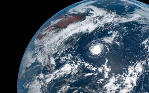 Trung Quốc sơ tán hàng trăm nghìn người khi bão Maria đổ bộ - Ảnh 1.