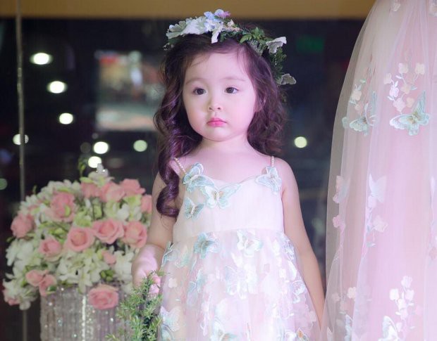 Những nhóc tì nhà sao Việt được bố mẹ đầu tư hàng hiệu ngay từ bé - Ảnh 1.