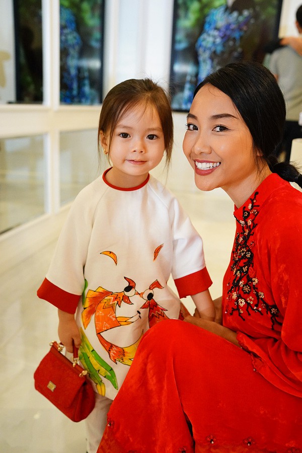 Những nhóc tì nhà sao Việt được bố mẹ đầu tư hàng hiệu ngay từ bé - Ảnh 6.
