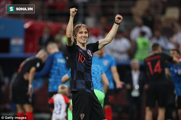 Báo Anh ủng hộ Modric đoạt QBV, Mbappe săn cú đúp danh hiệu ở World Cup - Ảnh 1.