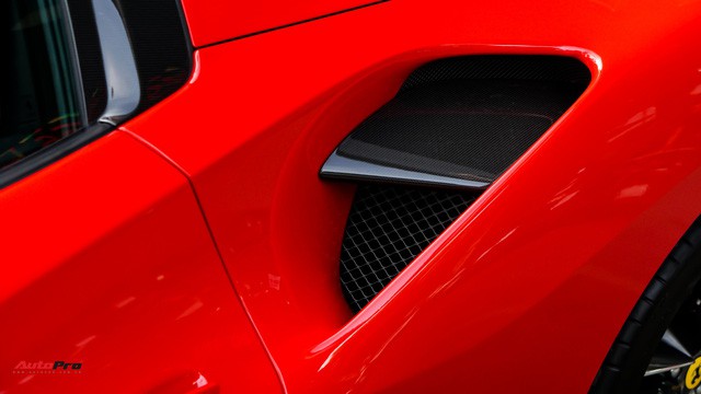 Ferrari 488 Spider kí gửi tại showroom xe cũ Hà Nội với giá ngang Mercedes-Maybach S500 - Ảnh 8.