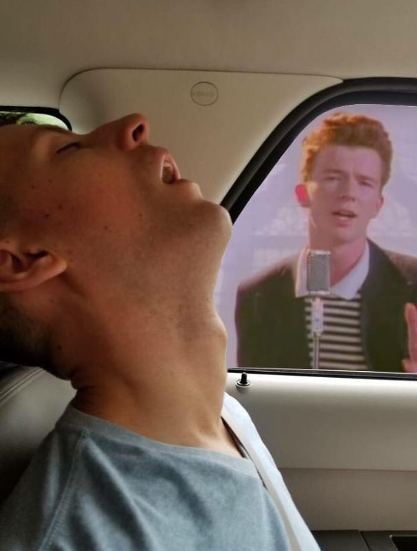 Bạn trai ngủ gật trên xe, cô gái nhờ dân mạng photoshop cảnh 2 bên đường sao cho thật kịch tính - Ảnh 13.
